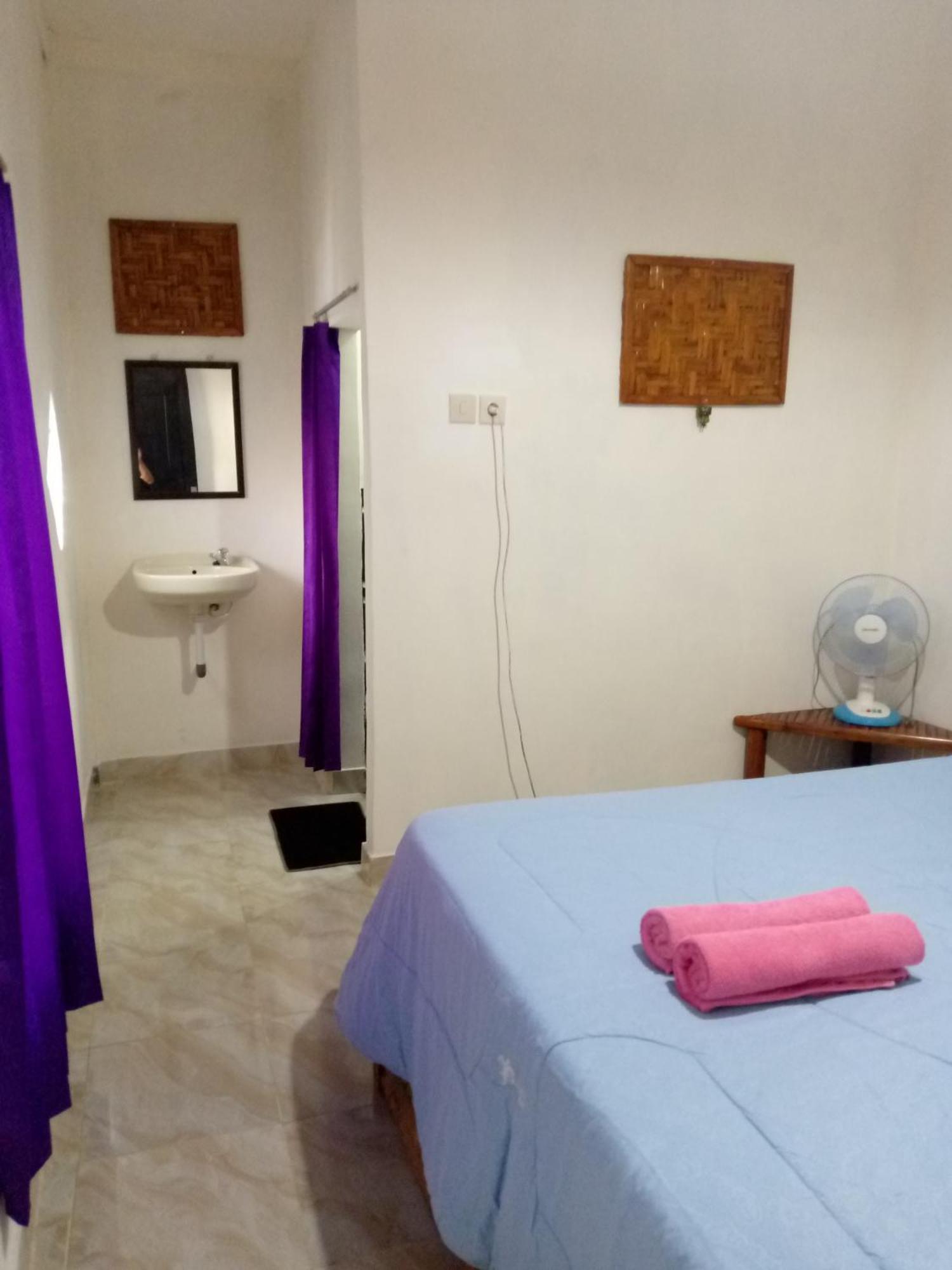 Syaqila Homestay Lombok 特特巴图 外观 照片